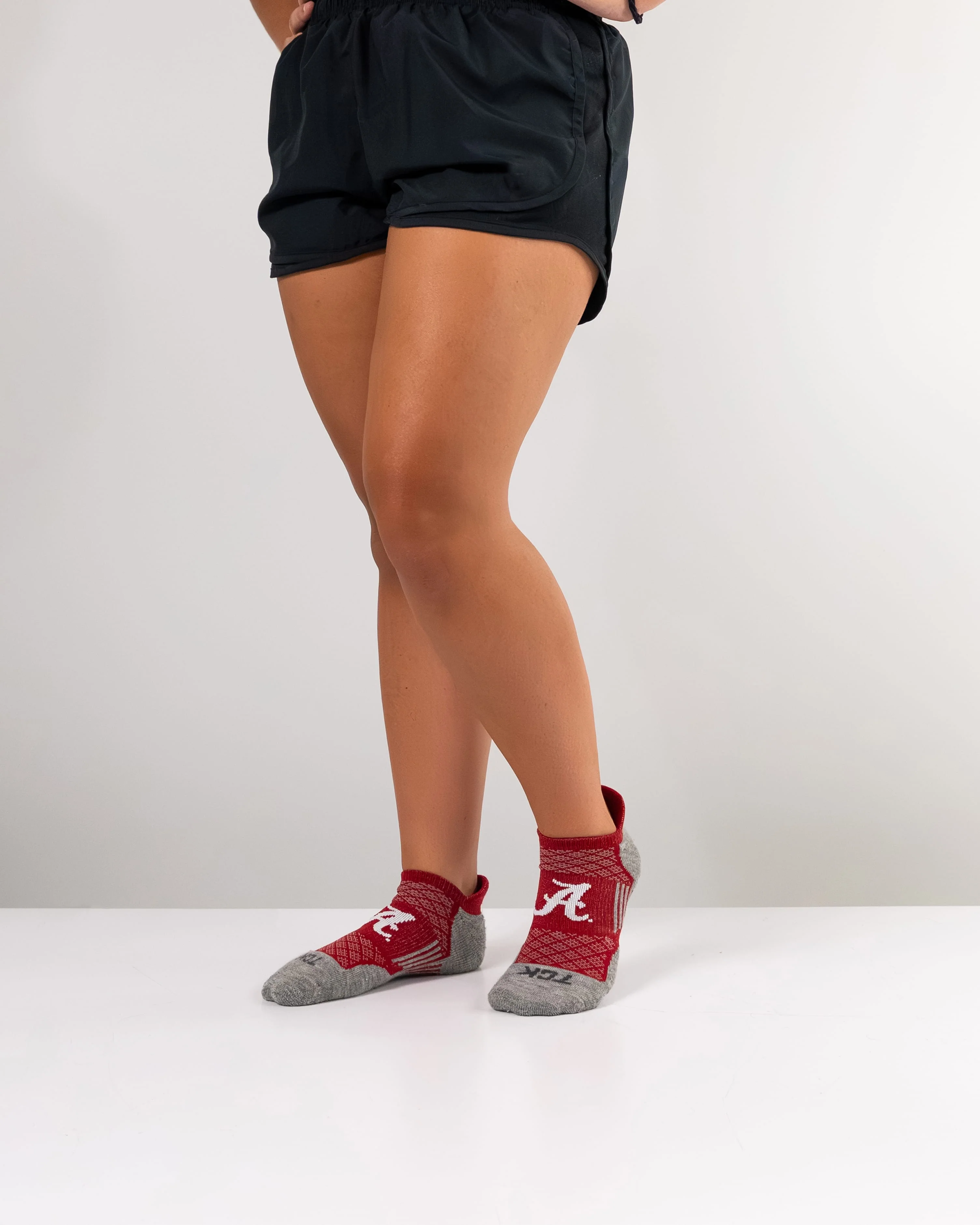 Alabama Crimson Tide No Show Tour Socks - Image 5