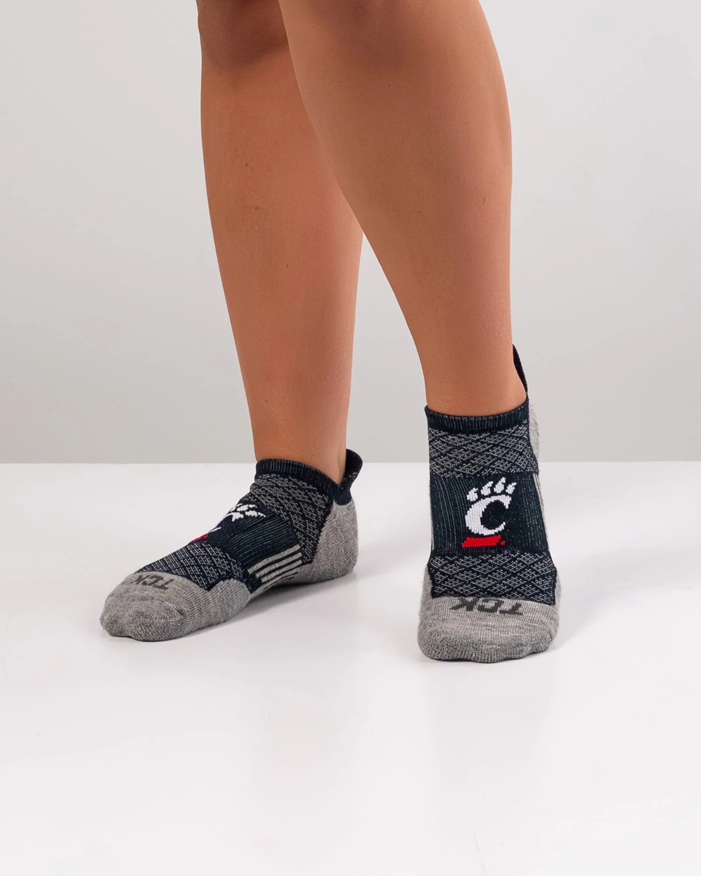 Cincinnati Bearcats No Show Tour Socks - Image 4