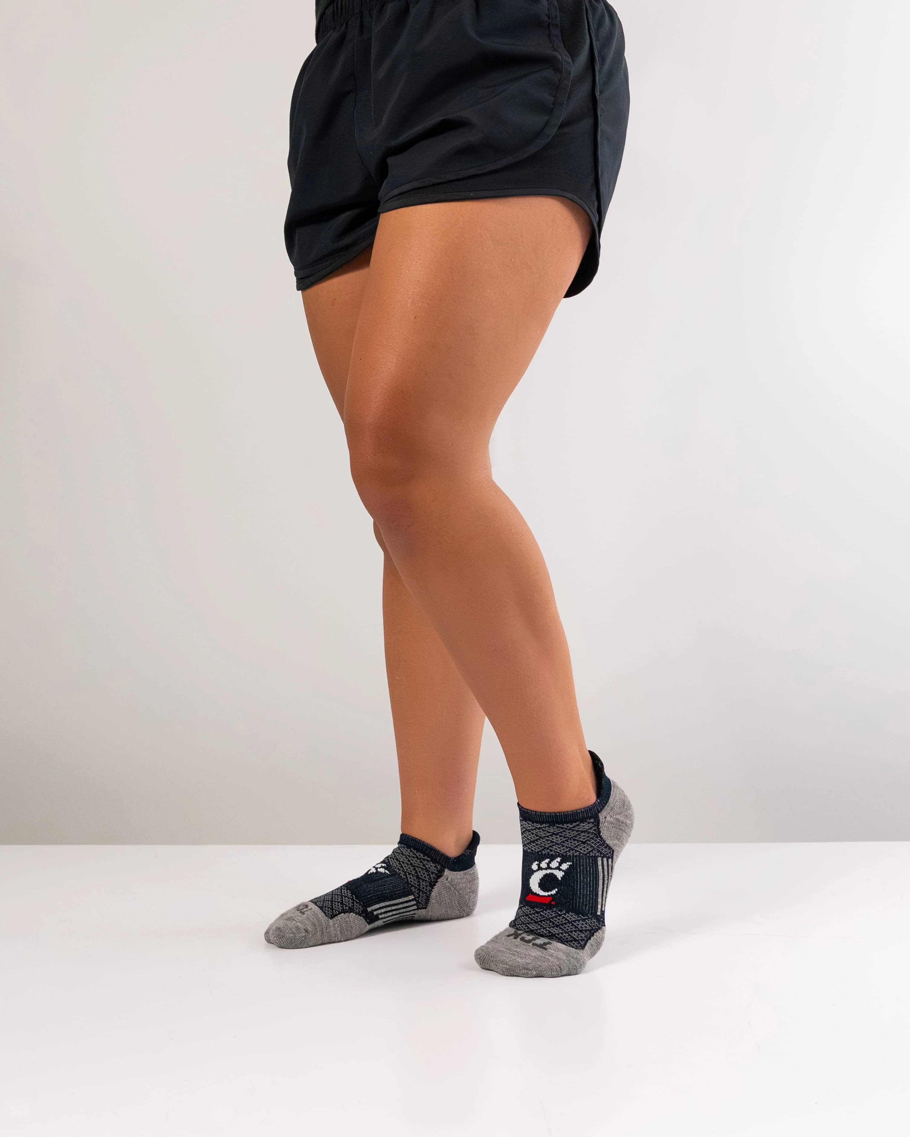 Cincinnati Bearcats No Show Tour Socks - Image 5