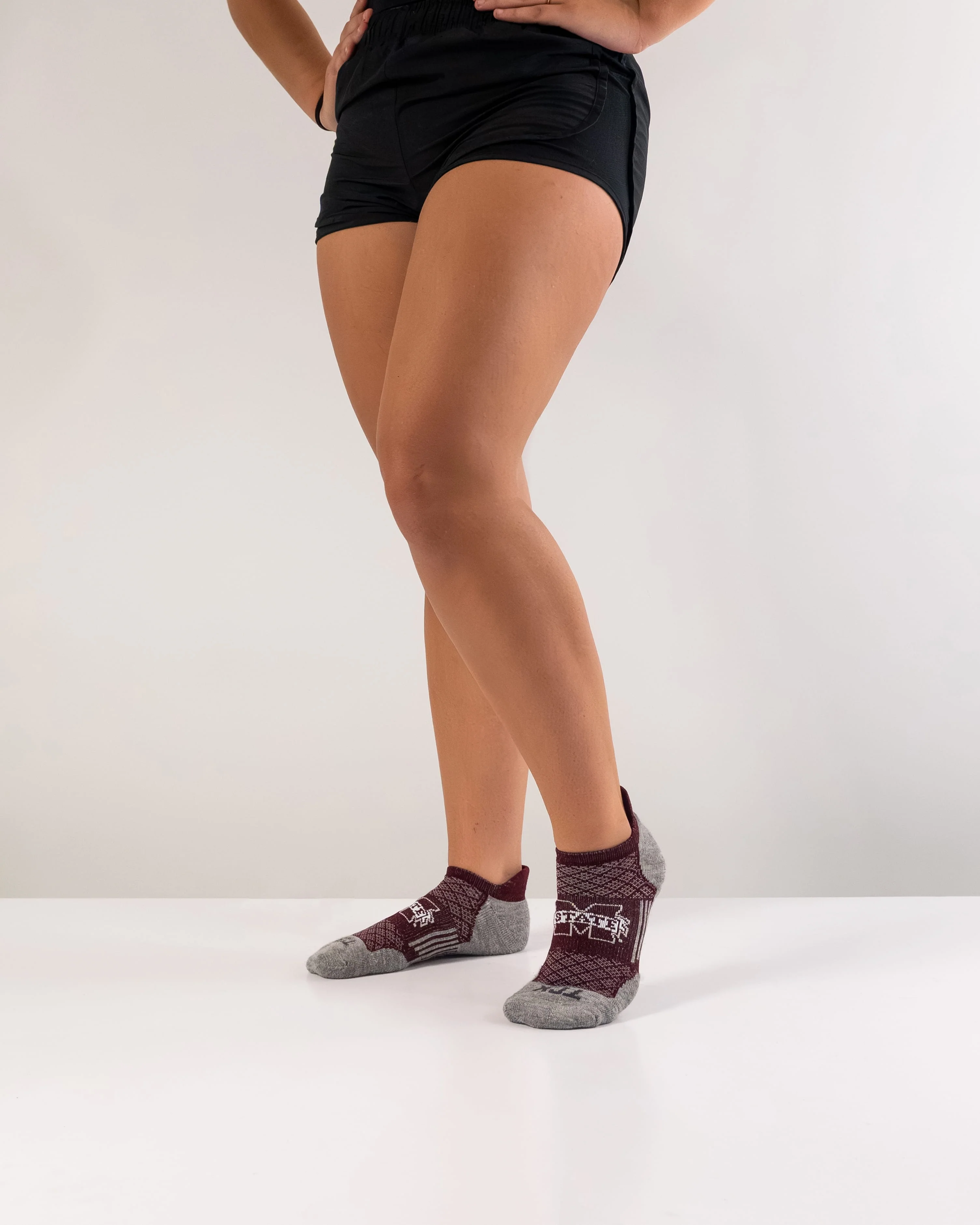 Mississippi State Bulldogs No Show Tour Socks - Image 5