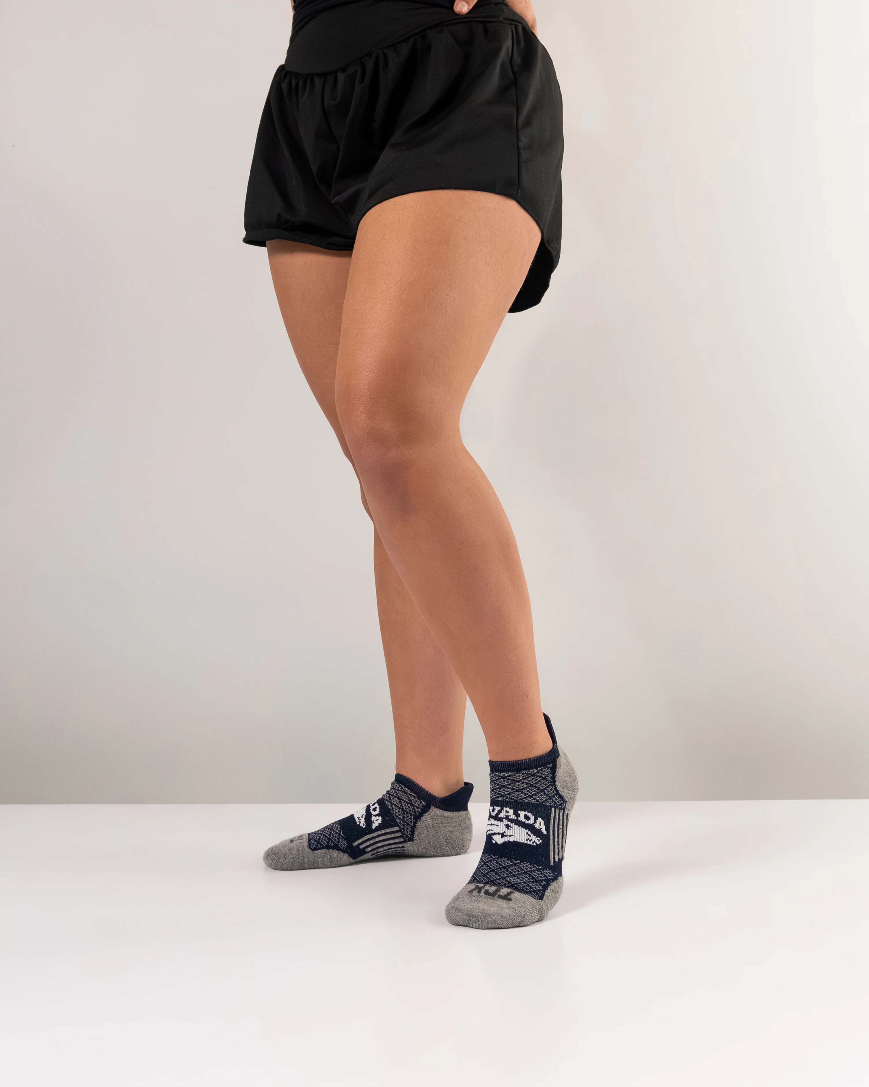 Nevada Wolfpack No Show Tour Socks - Image 5