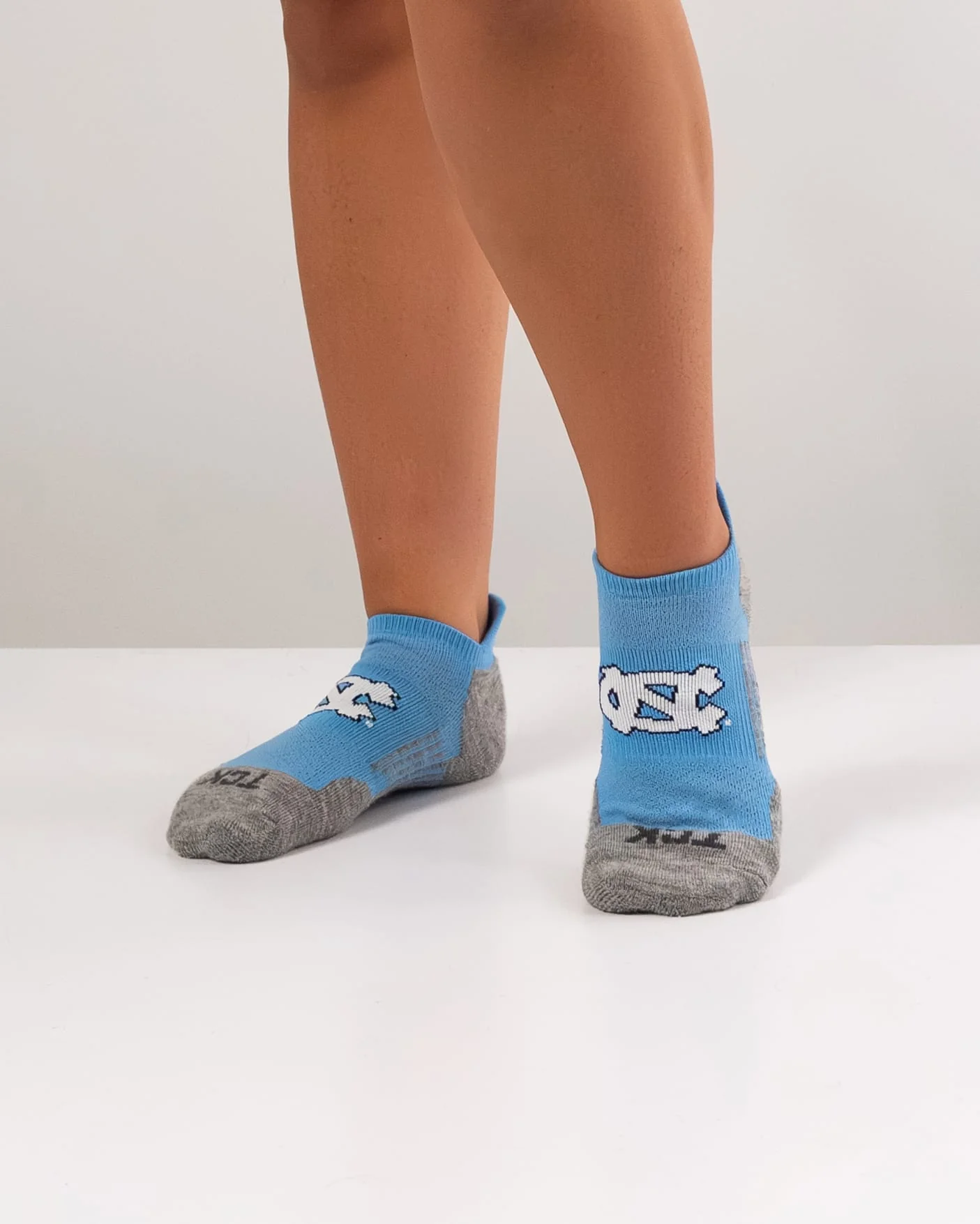 UNC Tar Heels No Show Tour Socks - Image 4