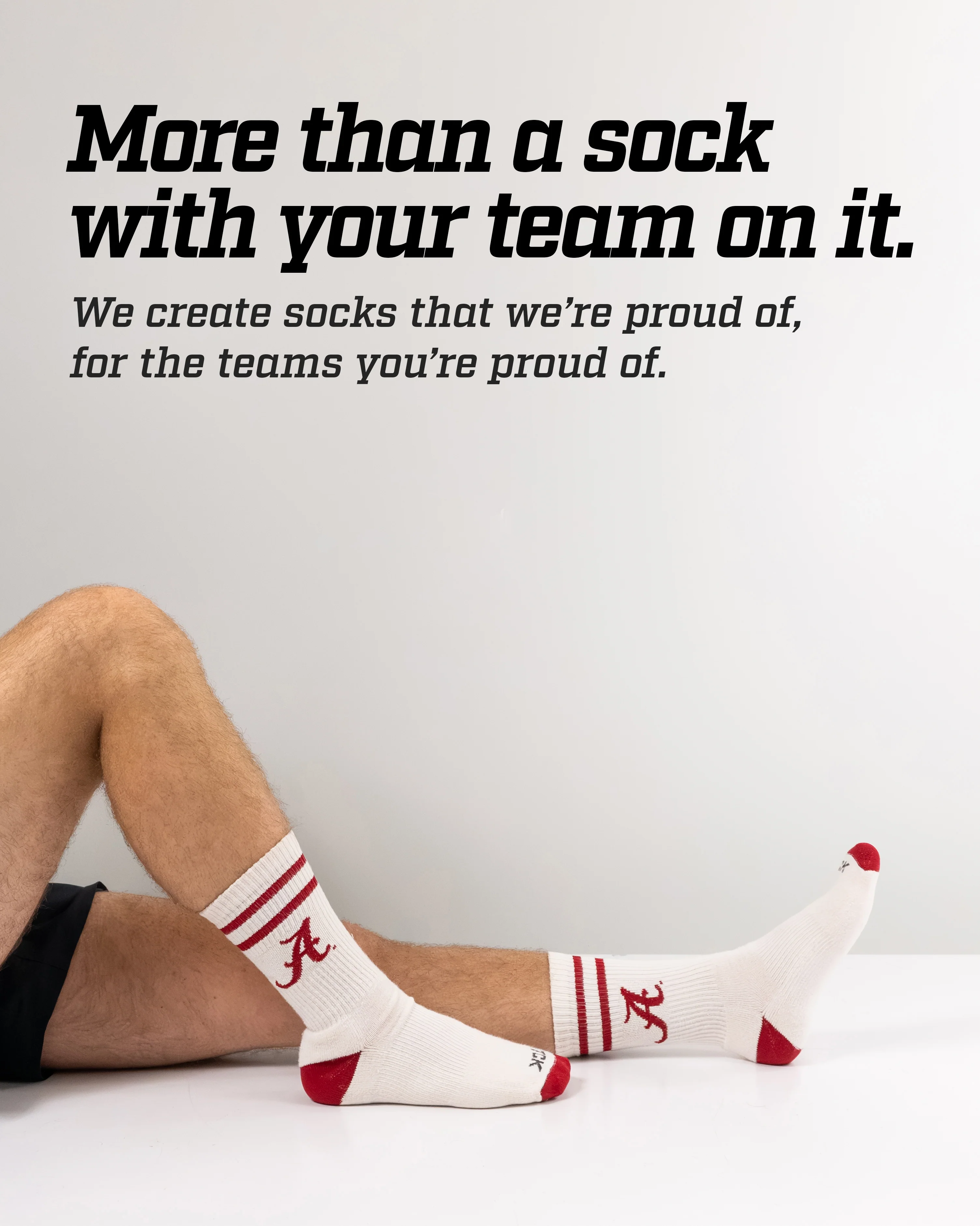 Vintage Alabama Crimson Tide Socks NCAA Socks For Men and Womens Soft Cotton Sock - Image 4