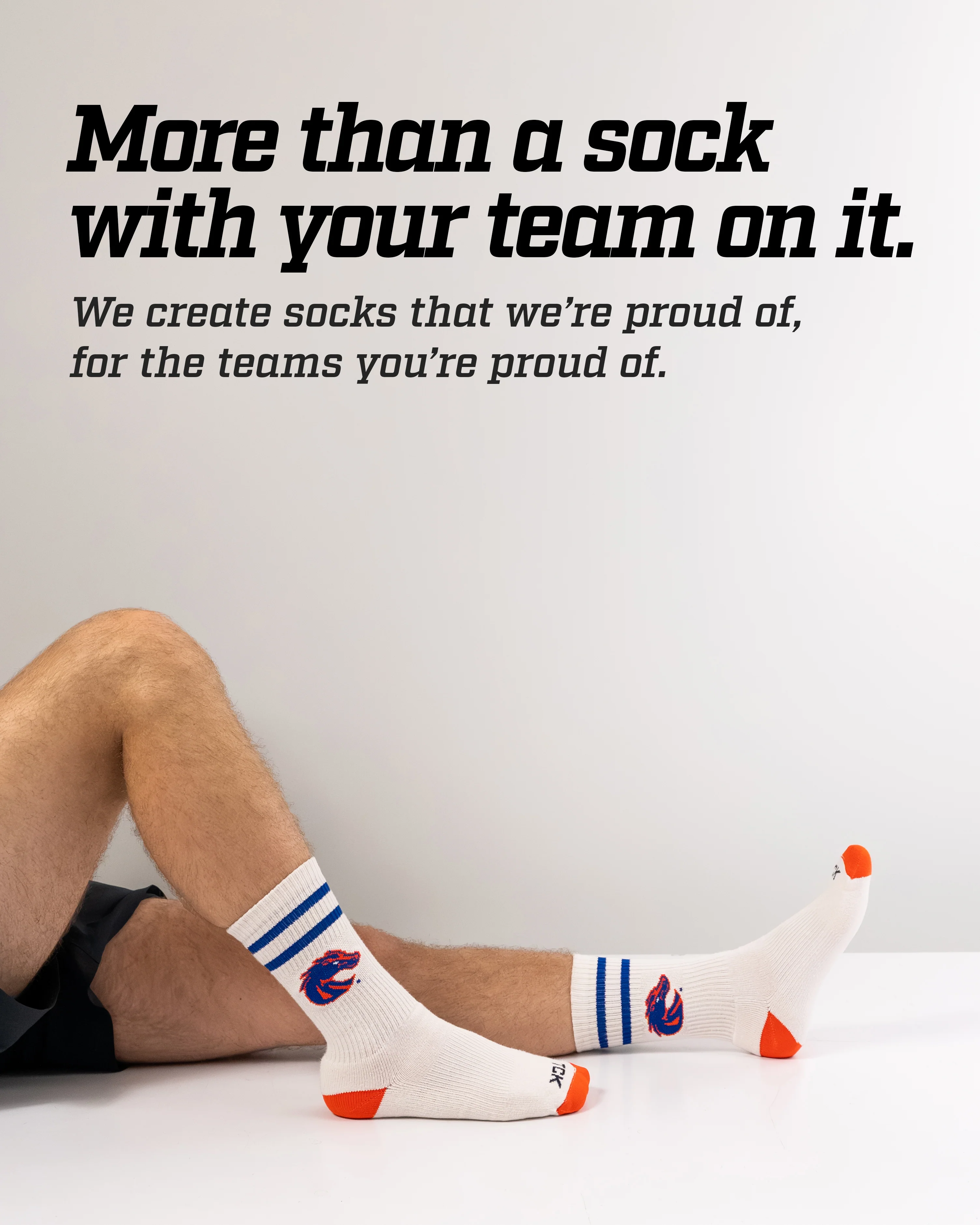 Vintage Boise State Broncos Socks NCAA Socks For Men and Womens Soft Cotton Sock - Image 4