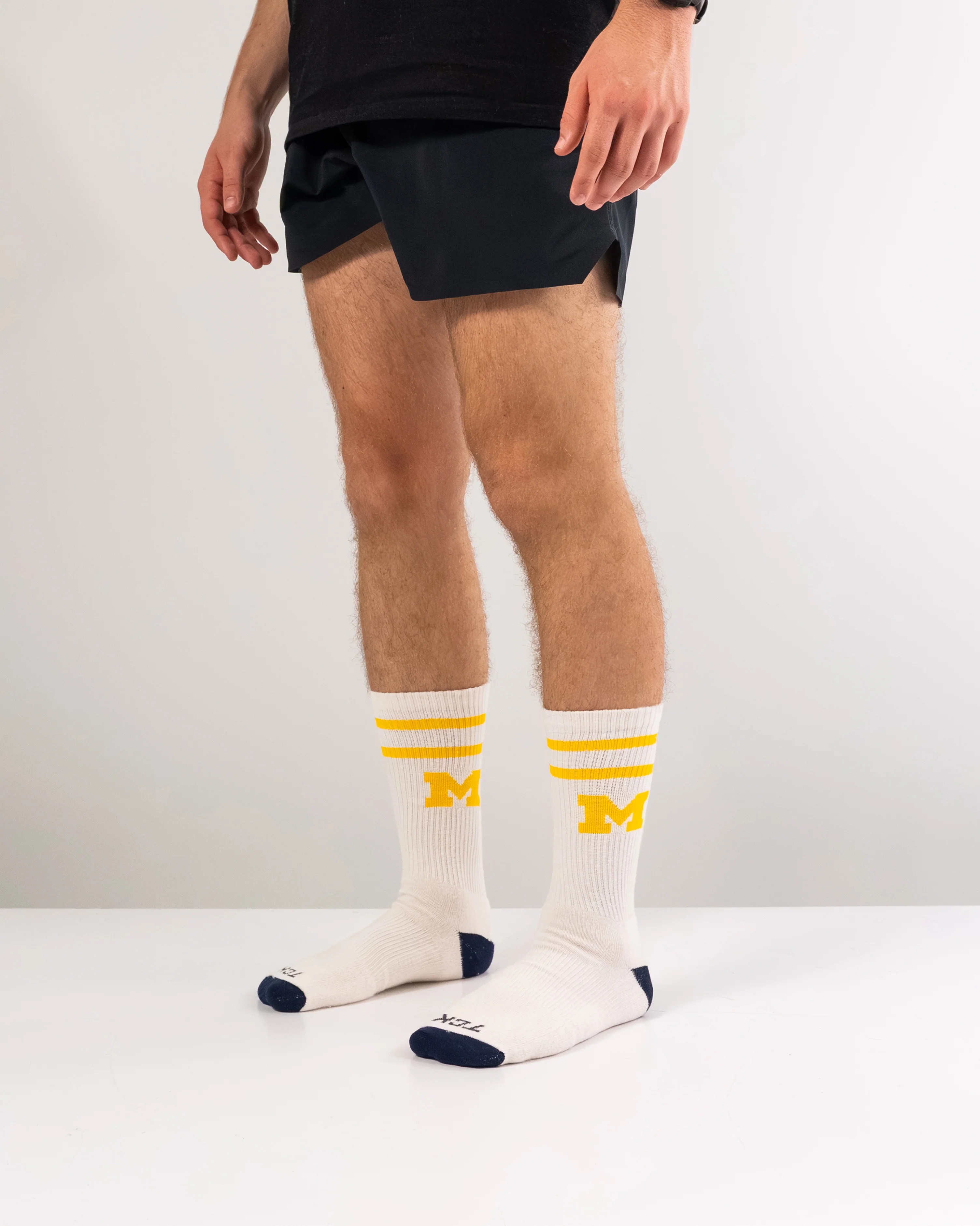 Vintage Michigan Wolverines Socks NCAA Socks For Men and Womens Soft Cotton Sock - Image 5