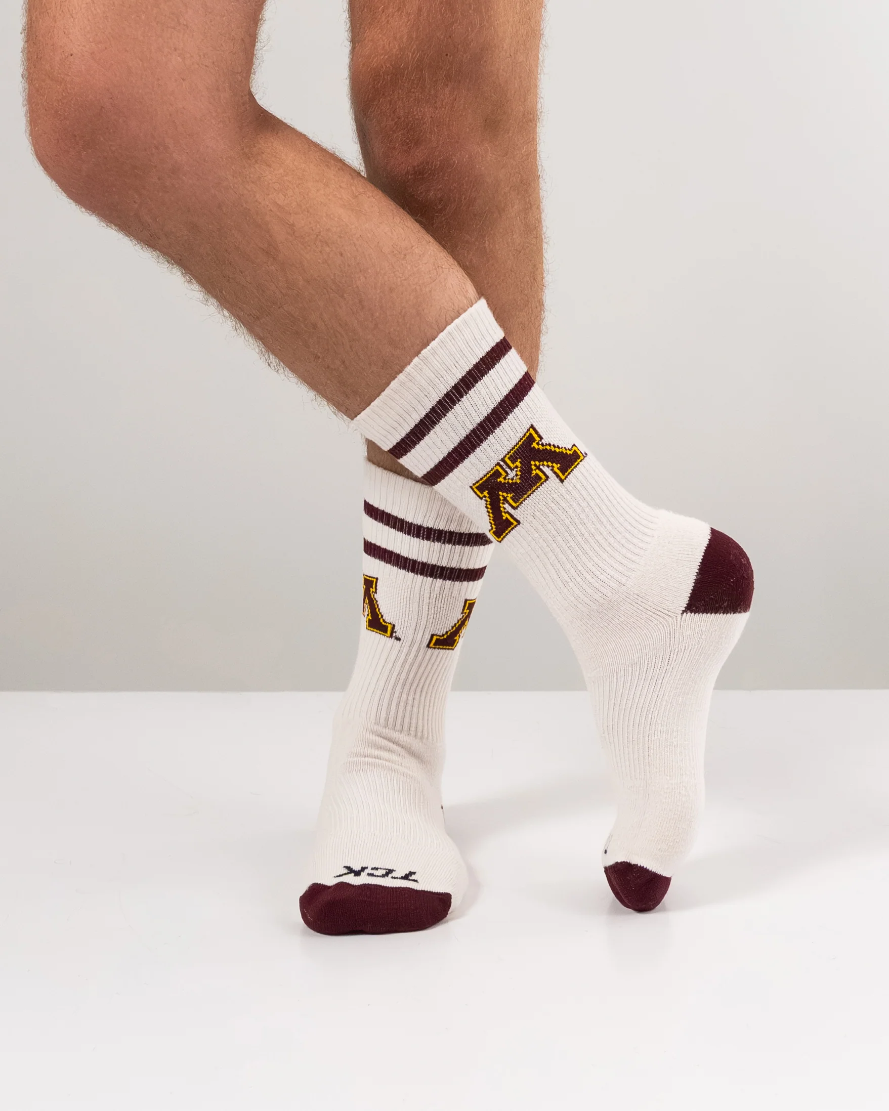 Vintage Minnesota Golden Gophers Socks NCAA Socks For Men and Womens Soft Cotton Sock - Image 5