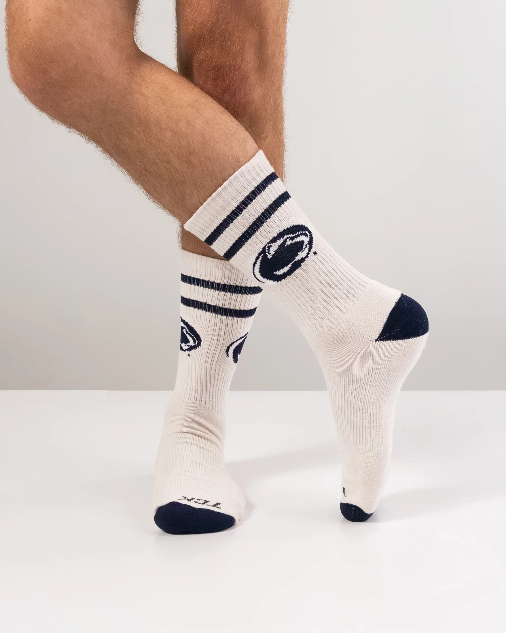 Vintage Penn State Nittany Lions Socks NCAA Socks For Men and Womens Soft Cotton Sock - Image 3