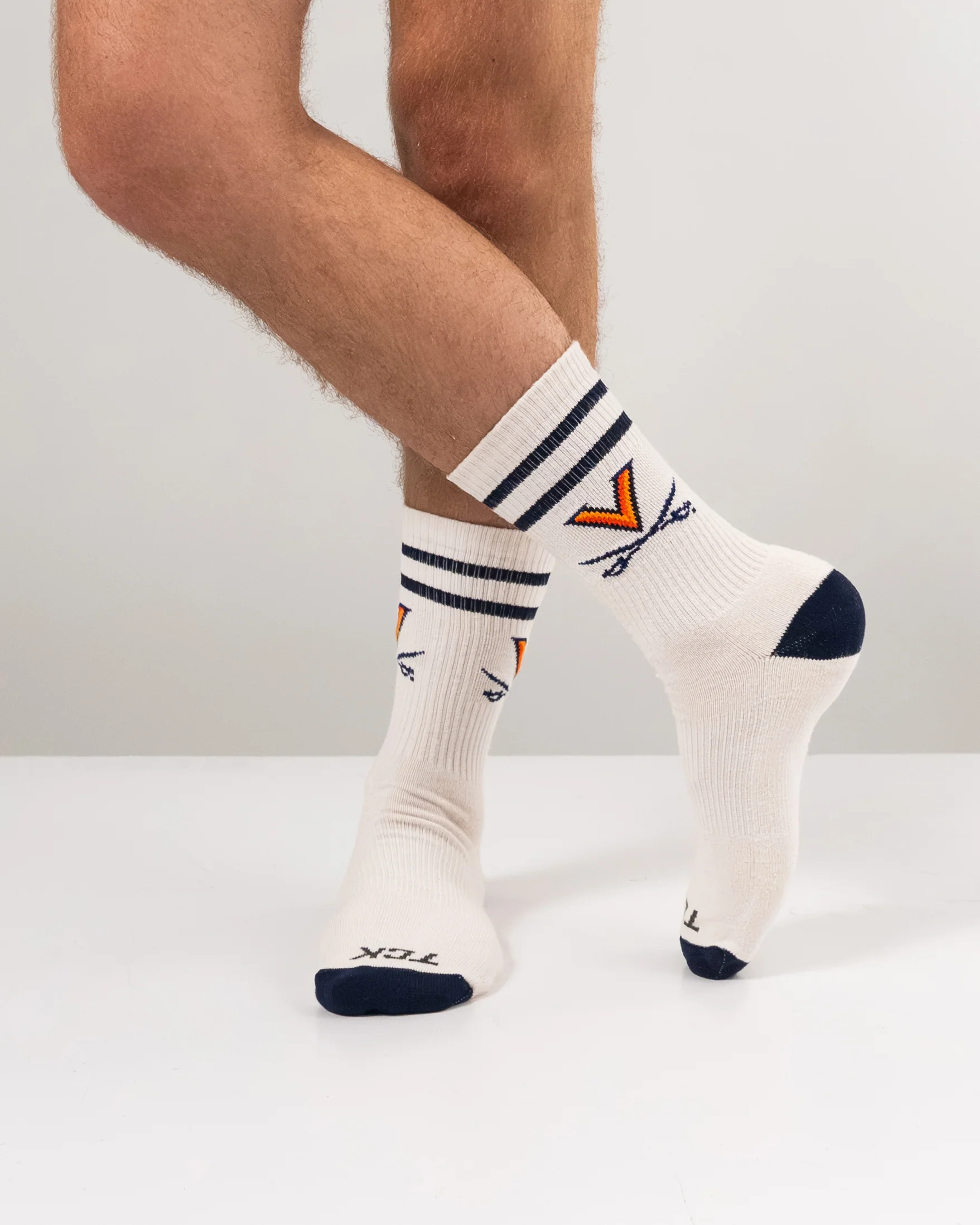Vintage Virginia Cavaliers Socks NCAA Socks For Men and Womens Soft Cotton Sock - Image 3