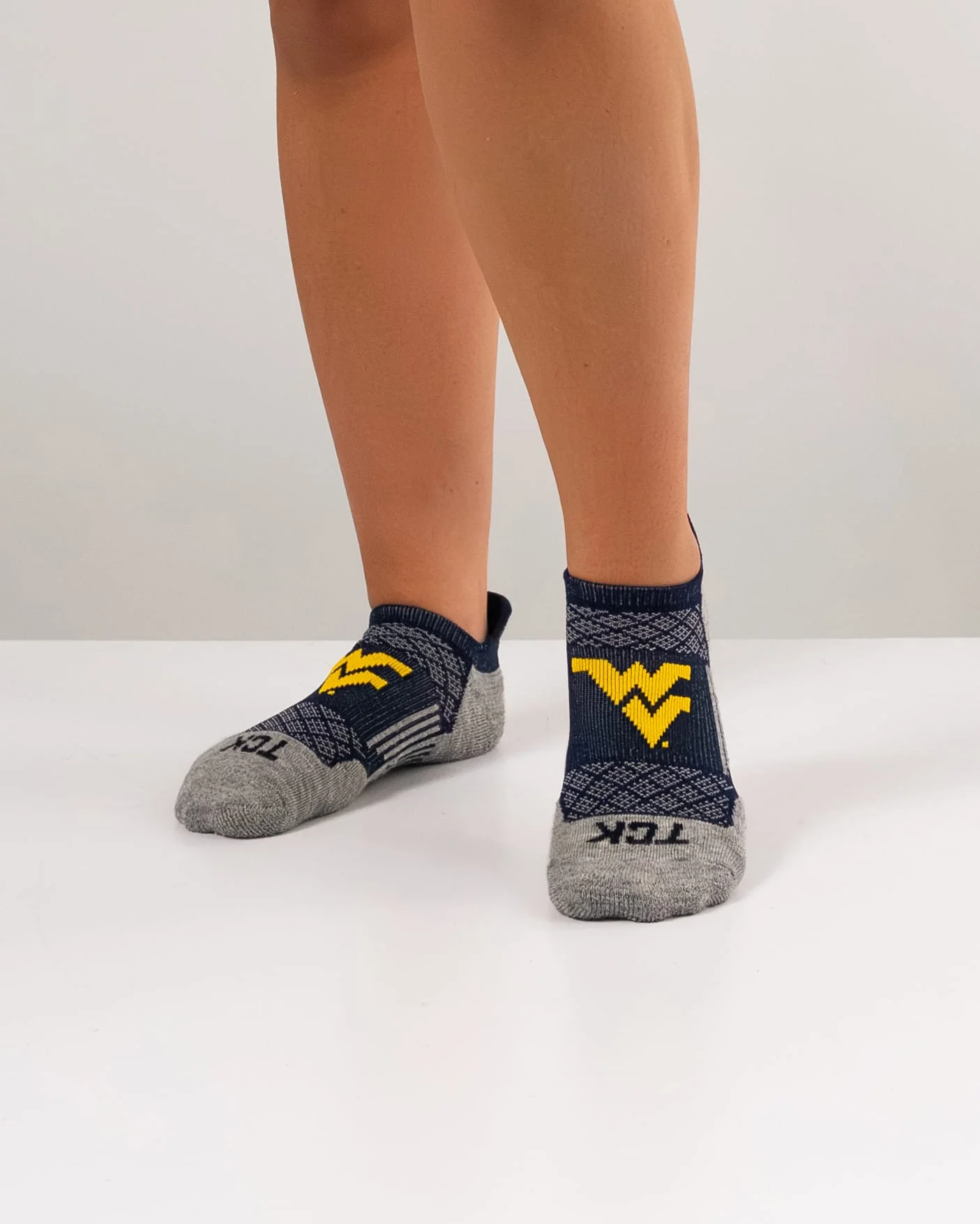 West Virginia Mountaineers No Show Tour Socks - Image 4